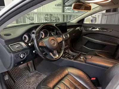 Mercedes-Benz CLS