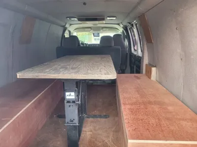 Chevrolet Express Van