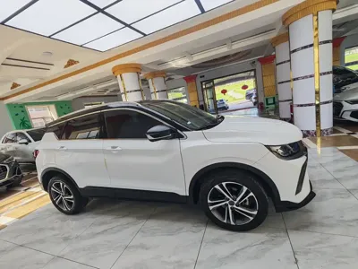 Geely Binyue