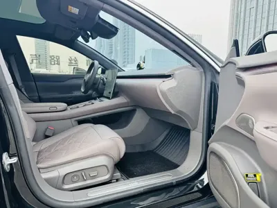 Nio ET7