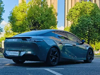 Hyper GT