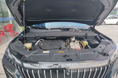 Dongfeng Aeolus Huge