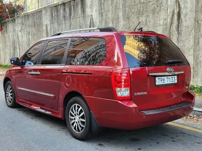 Kia Canival
