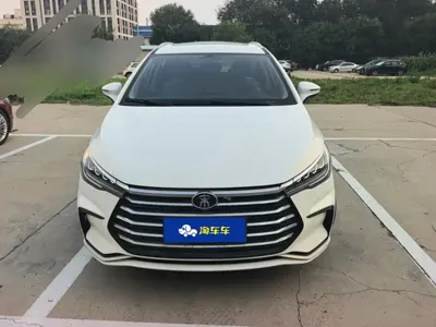 BYD MAX