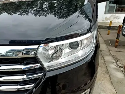JAC Refine Refine M3