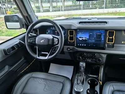 Ford Bronco