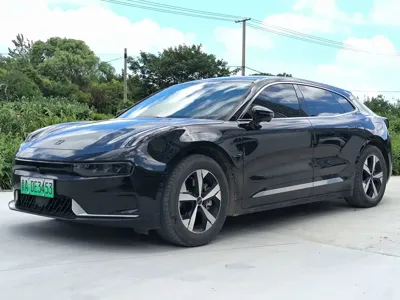 Zeekr 001
