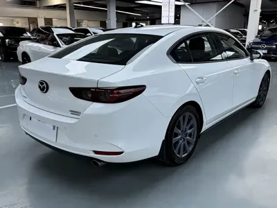 Mazda 3 Axela
