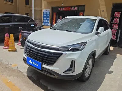 BAIC X3