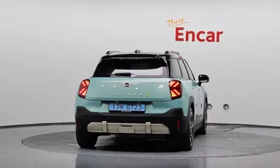 MINI Aceman