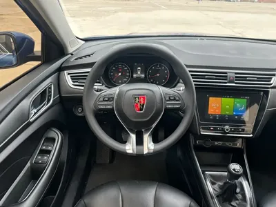Roewe i5