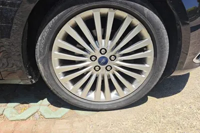 Ford Taurus