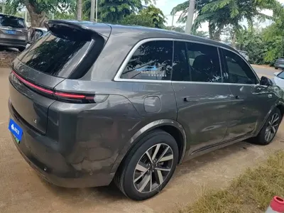 Li Auto Li L8
