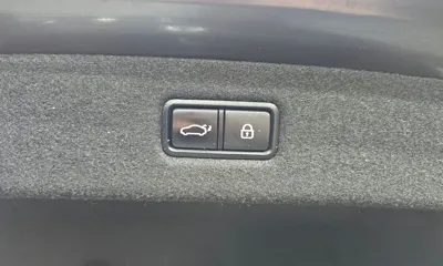 Genesis EQ900