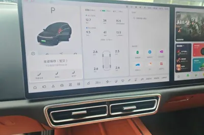 Li Auto L8