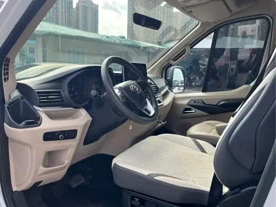 Maxus V90
