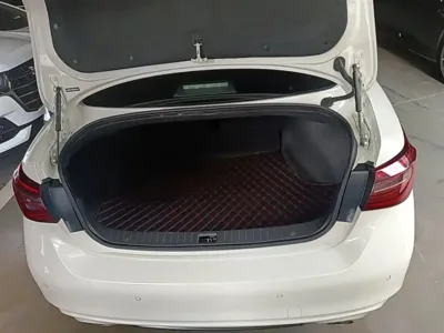 Infiniti Q50L