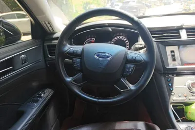 Ford Taurus