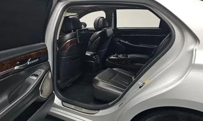 Genesis EQ900