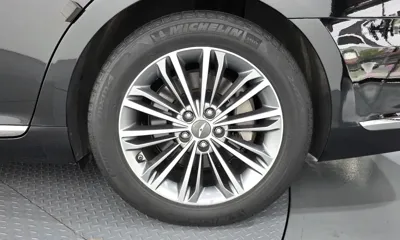 Genesis EQ900