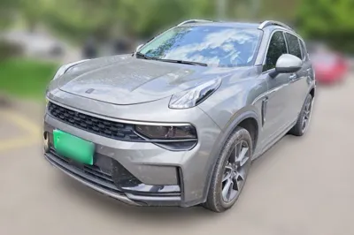 Lynk & Co 01