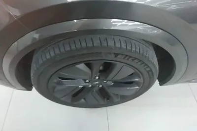 Li Auto L9