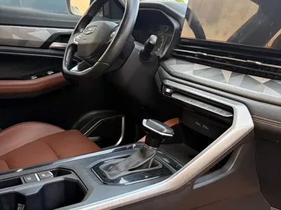 Geely Vision X6
