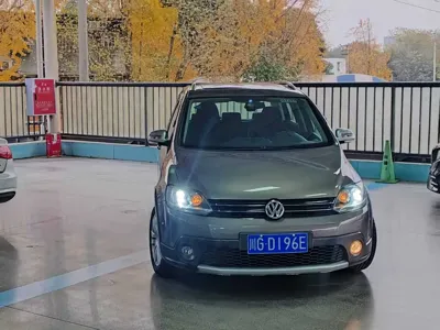 Volkswagen Golf (Import)