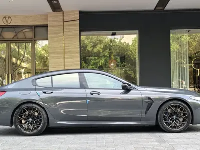 BMW M8