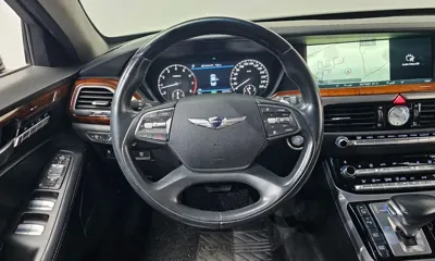 Genesis EQ900