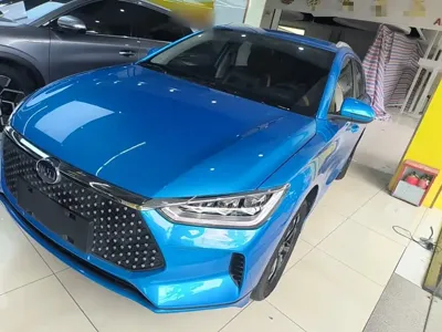 BYD e2