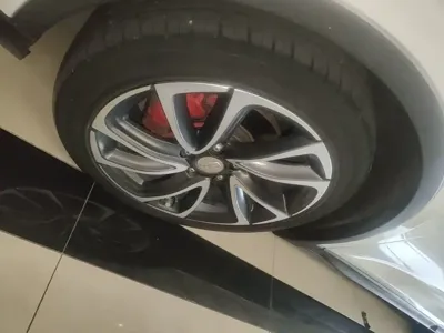 Geely Emgrand GS