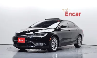 Chrysler 200