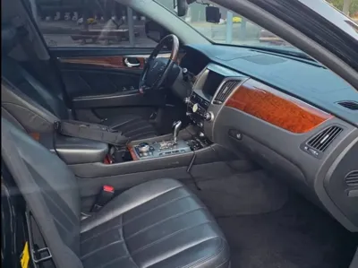 Hyundai Equus