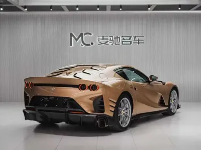 Ferrari 812
