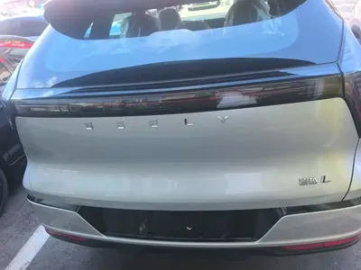 Geely Boyue L