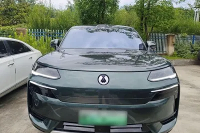 Denza N9