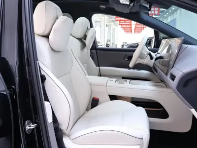Li Auto 理想i6