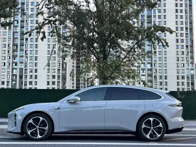 Nio ET5T