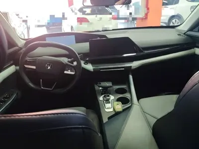 Changan UNI-V iDD