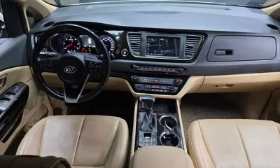 Kia Canival