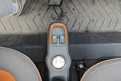 Baojun E100