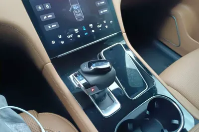 Li Auto ONE