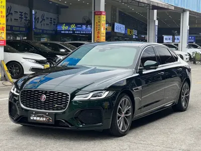 Jaguar XFL