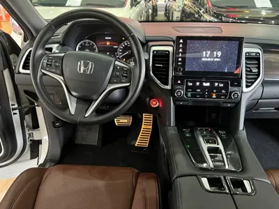 Honda UR-V