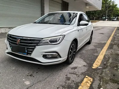 Roewe i5