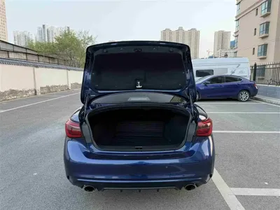 Infiniti Q50L