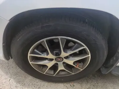 BYD Song
