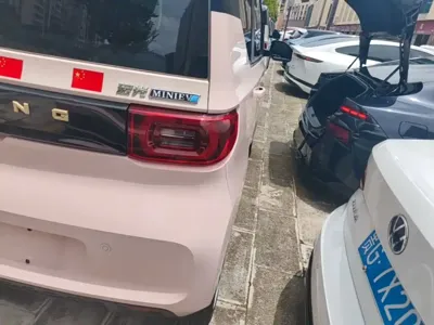 Wuling MINIEV