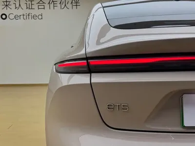 Nio ET5
